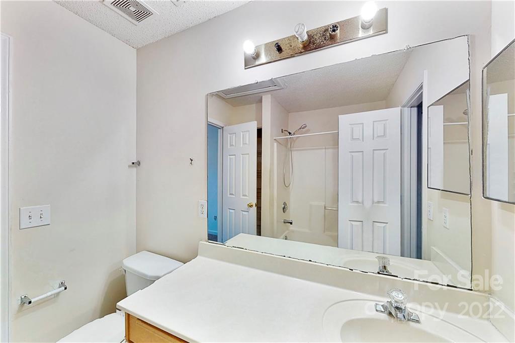 10117 Forest Landing Drive Charlotte NC 28213