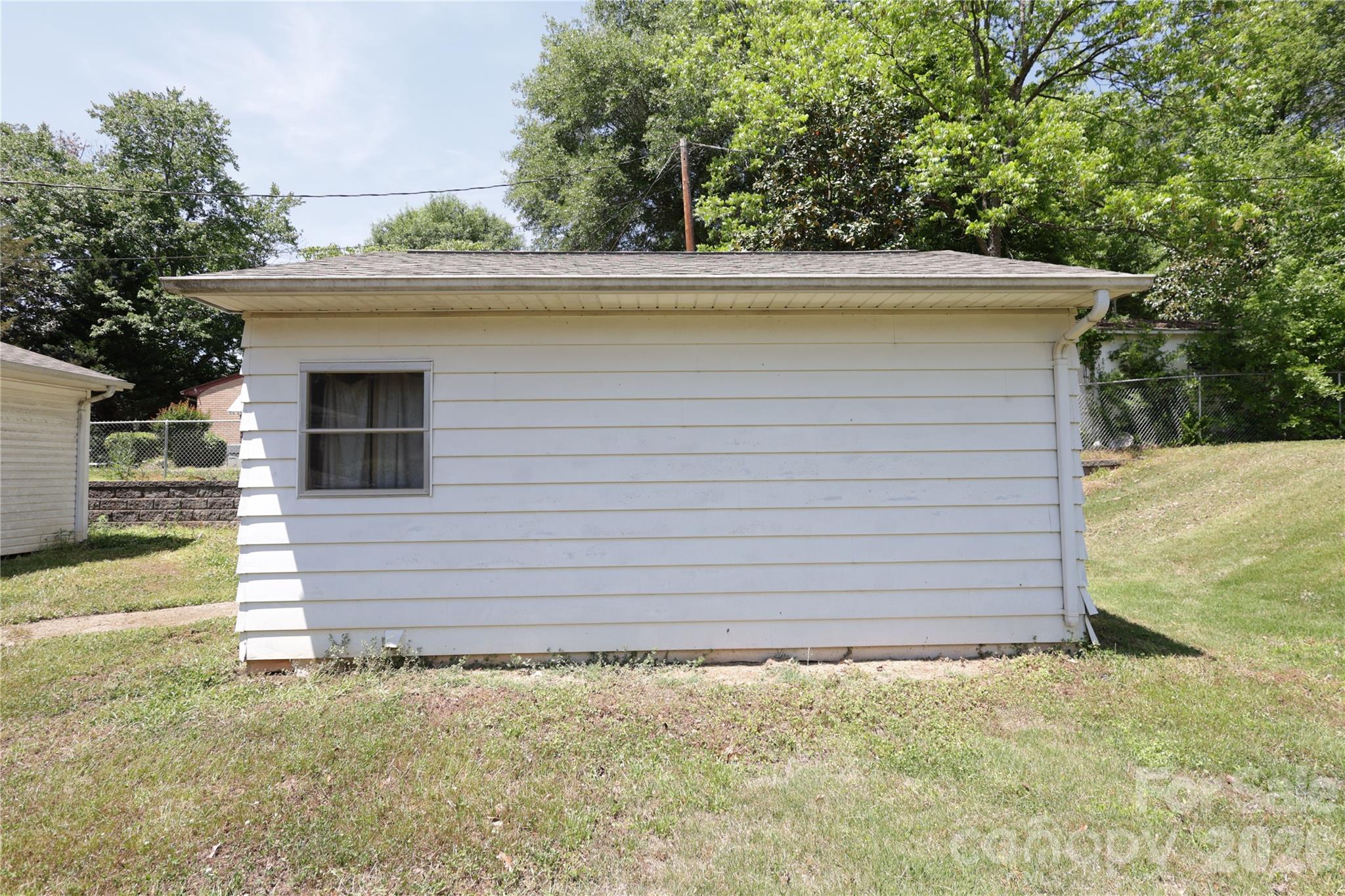 630 Dallas Spencer Mtn Road Dallas NC 28034