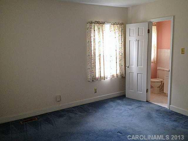 1316 Kingscross Drive Charlotte NC 28211