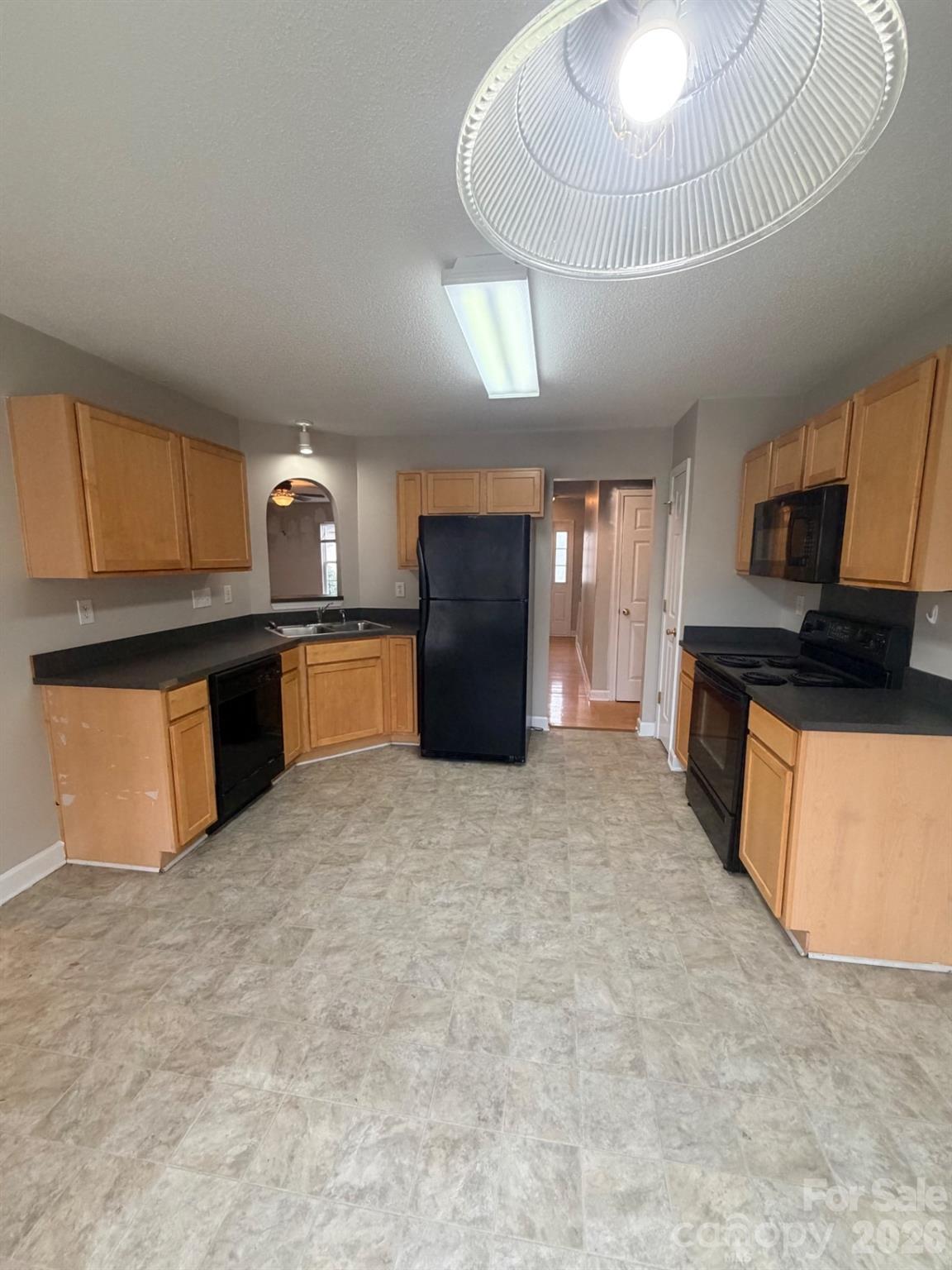 634 Longacre Drive Charlotte NC 28214
