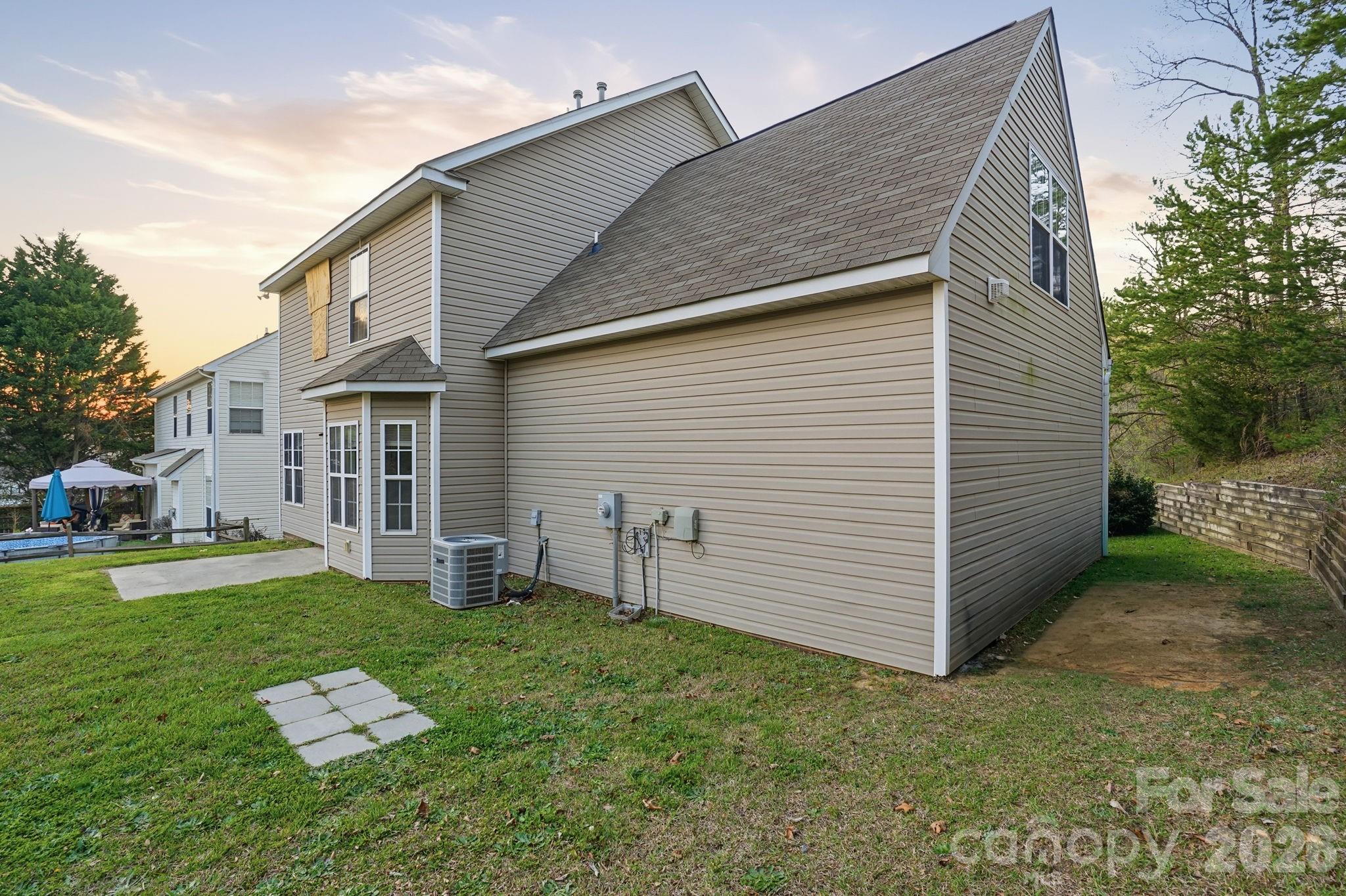 634 Longacre Drive Charlotte NC 28214