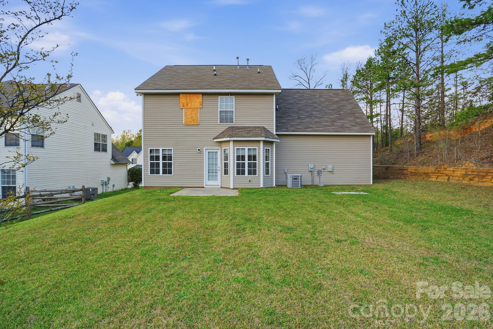 634 Longacre Drive Charlotte NC 28214