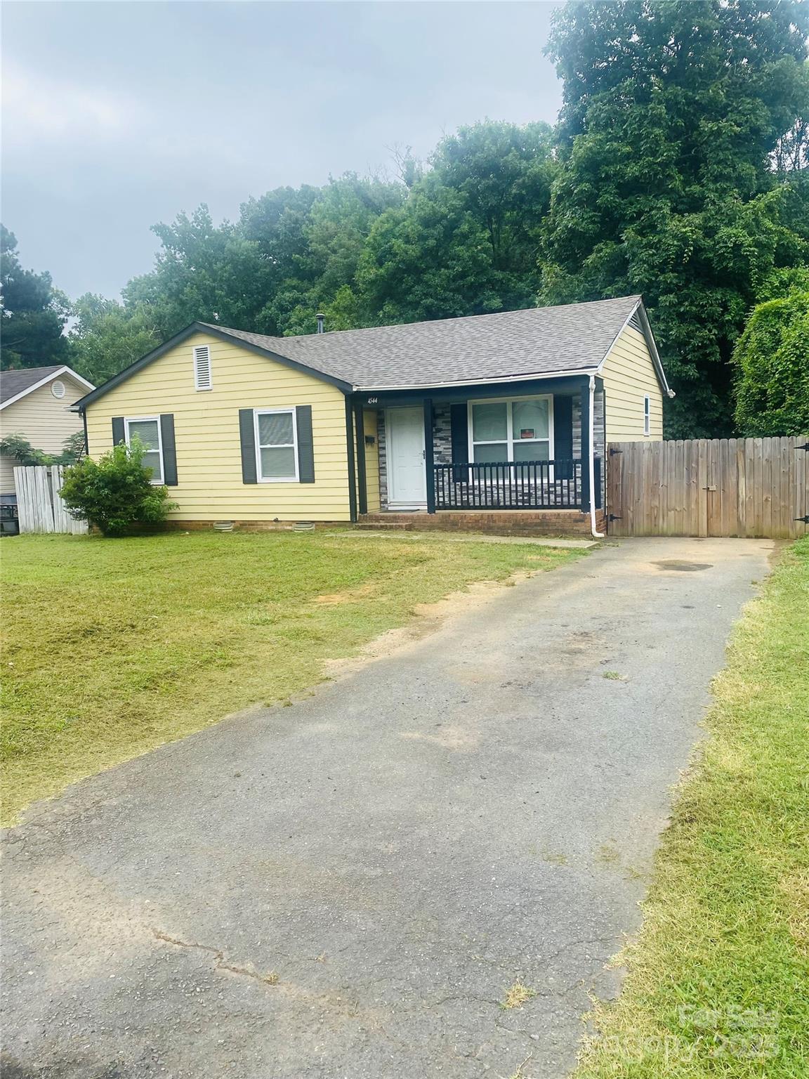 4544 Valeview Lane Charlotte NC 28269