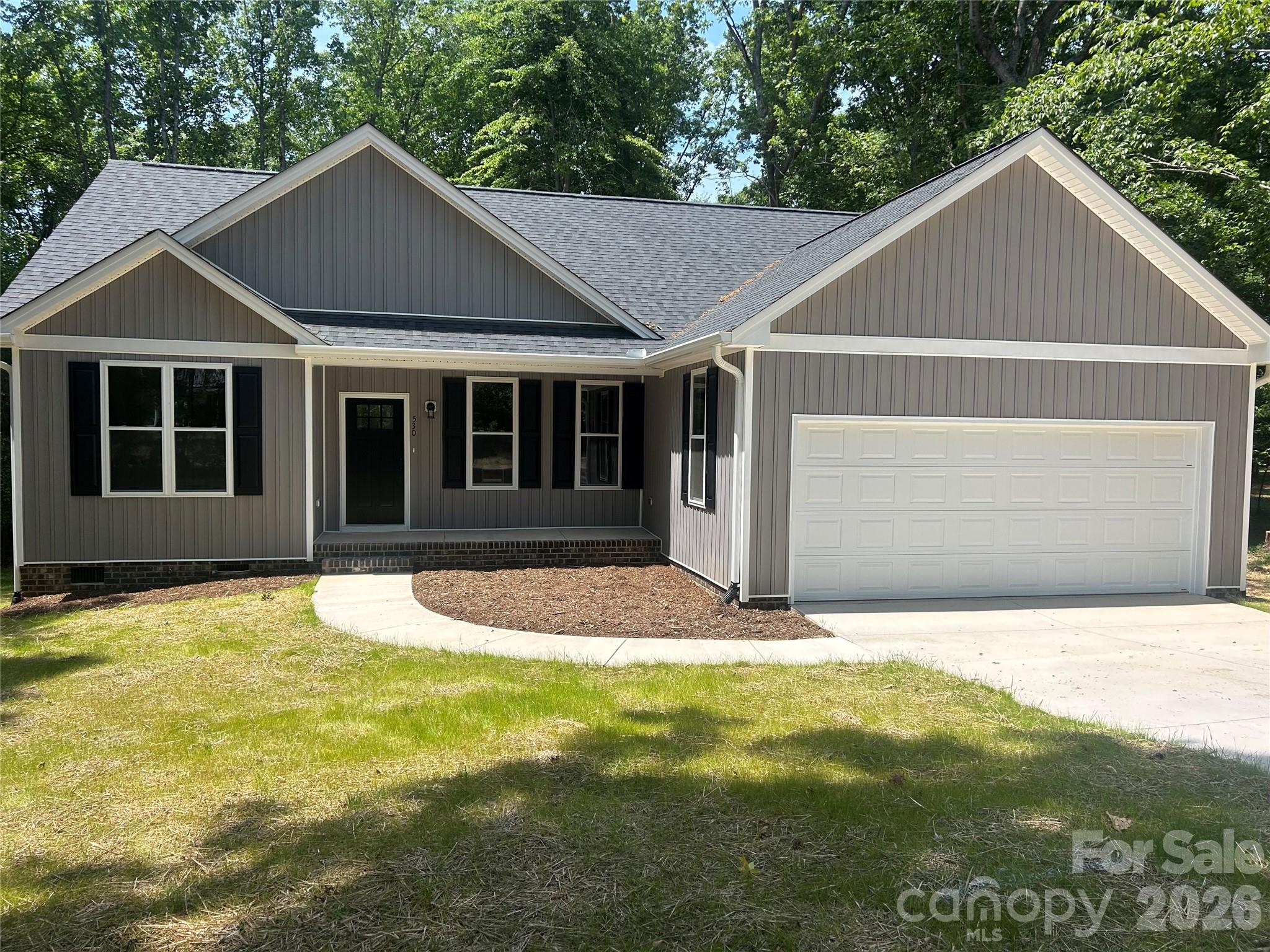 530 Oakwood Circle Lexington NC 27295