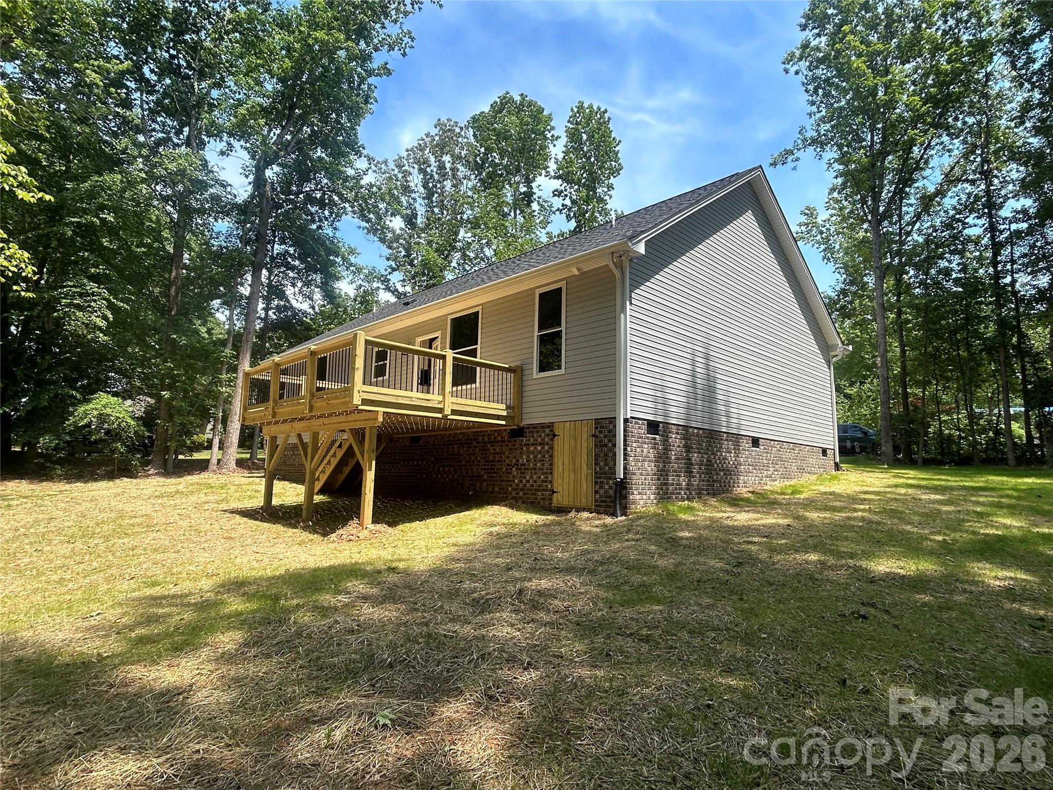 530 Oakwood Circle Lexington NC 27295