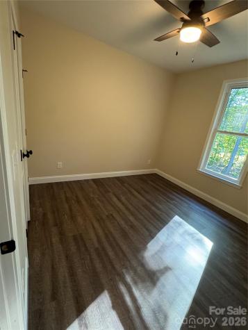 530 Oakwood Circle Lexington NC 27295