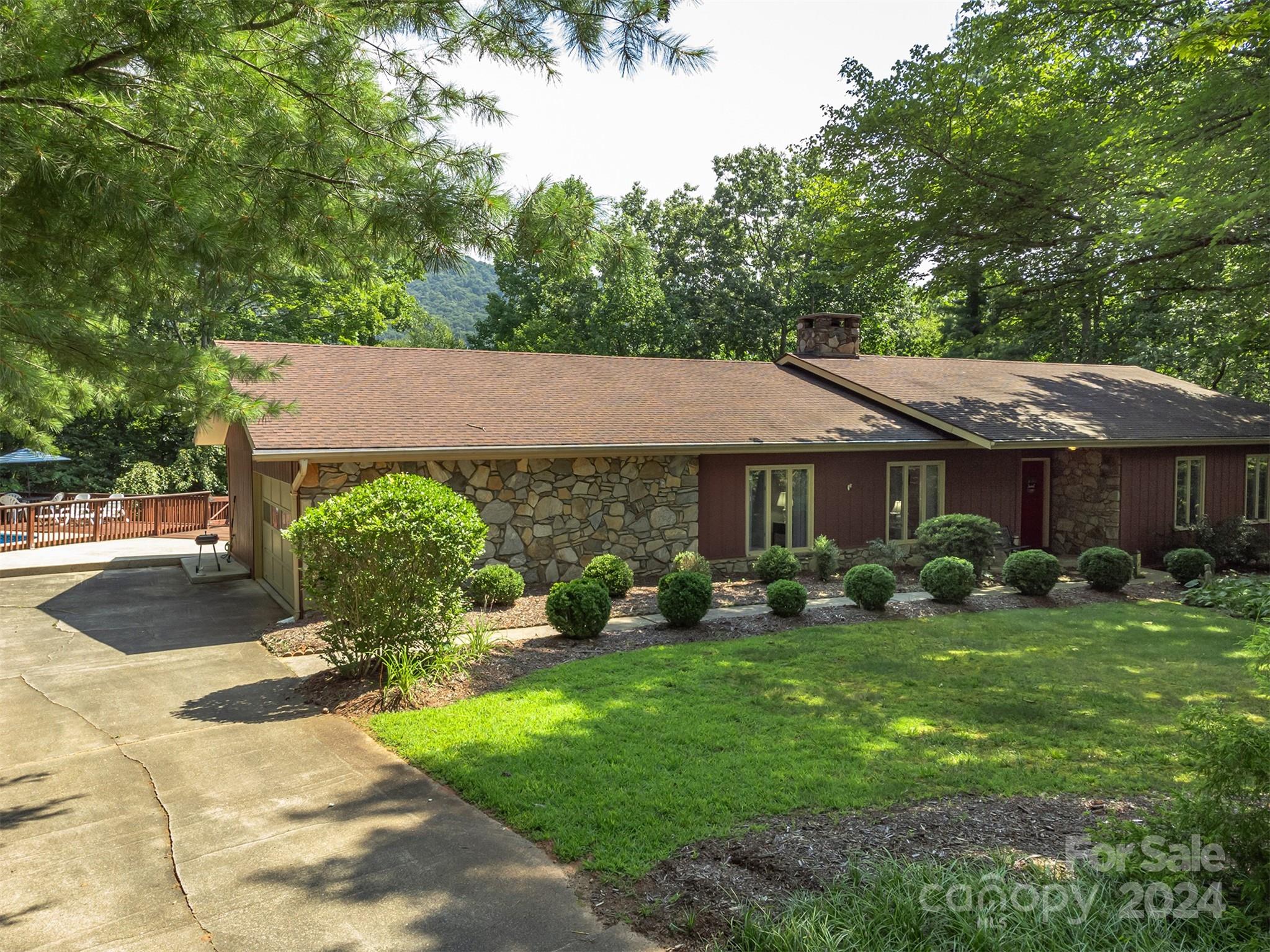 112 Richard Lane Black Mountain NC 28711