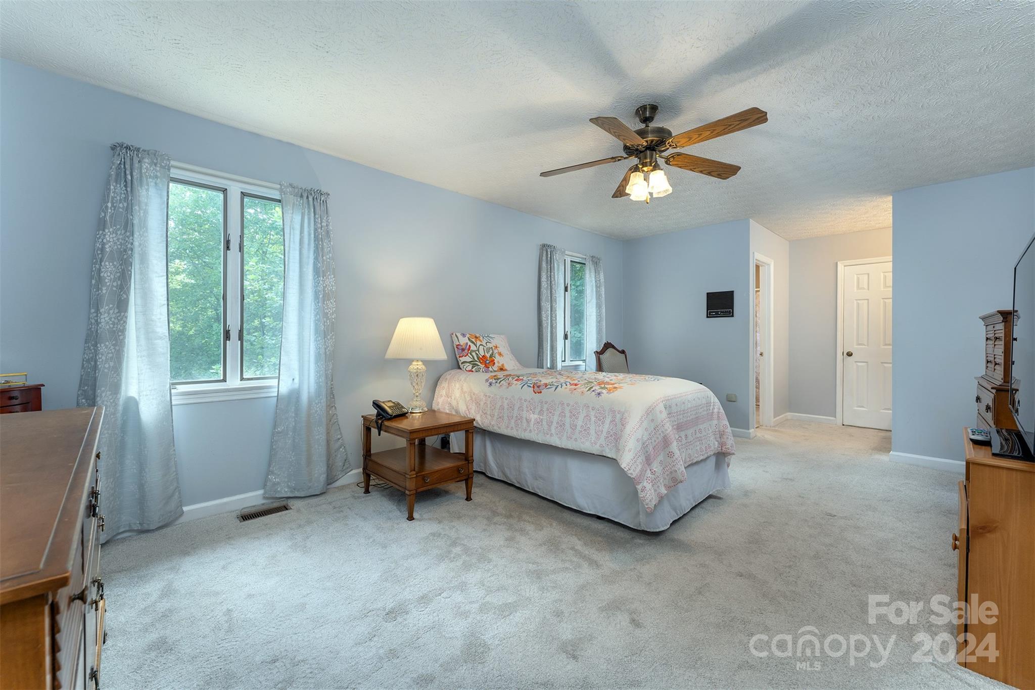 112 Richard Lane Black Mountain NC 28711