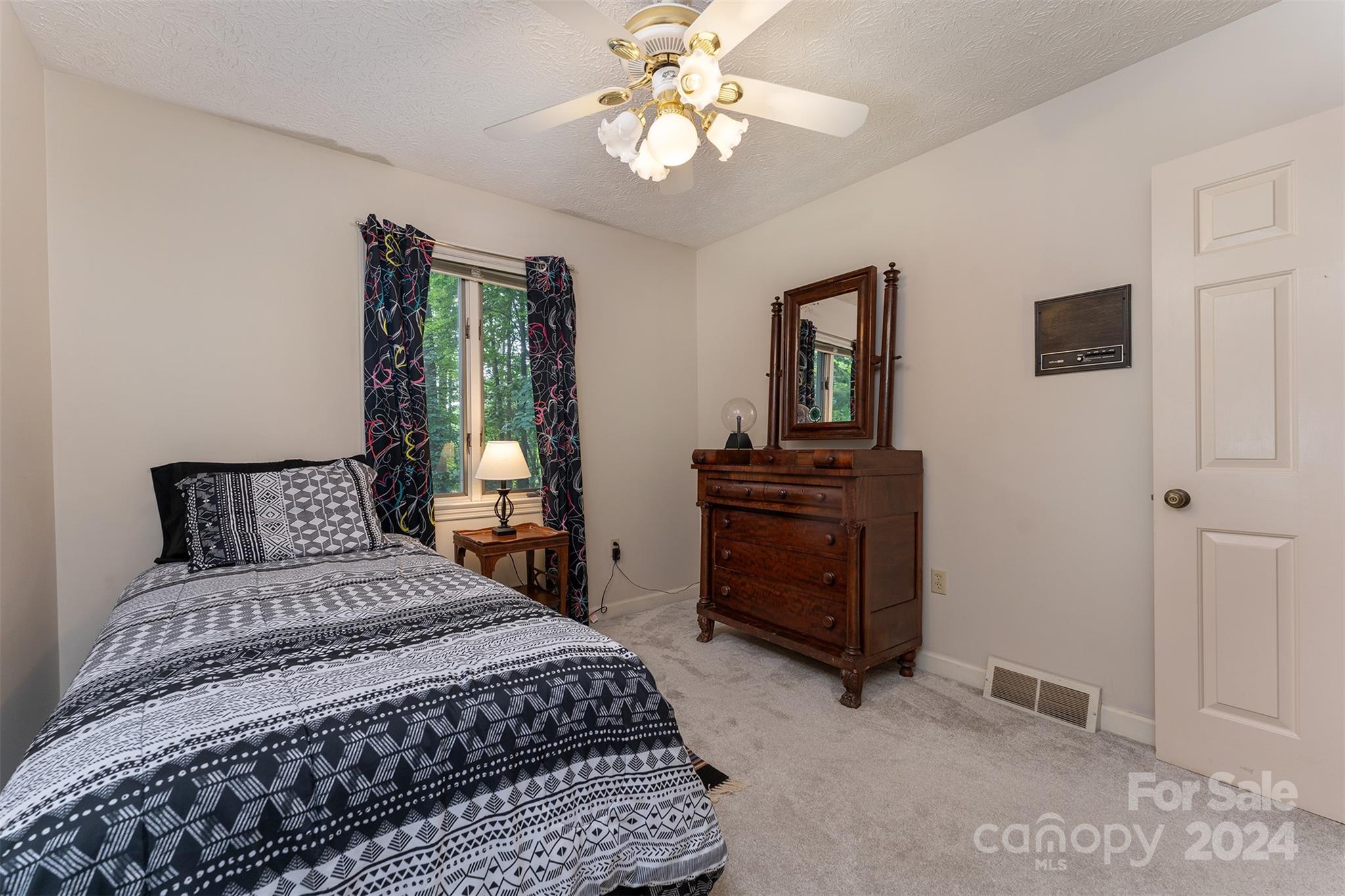 112 Richard Lane Black Mountain NC 28711