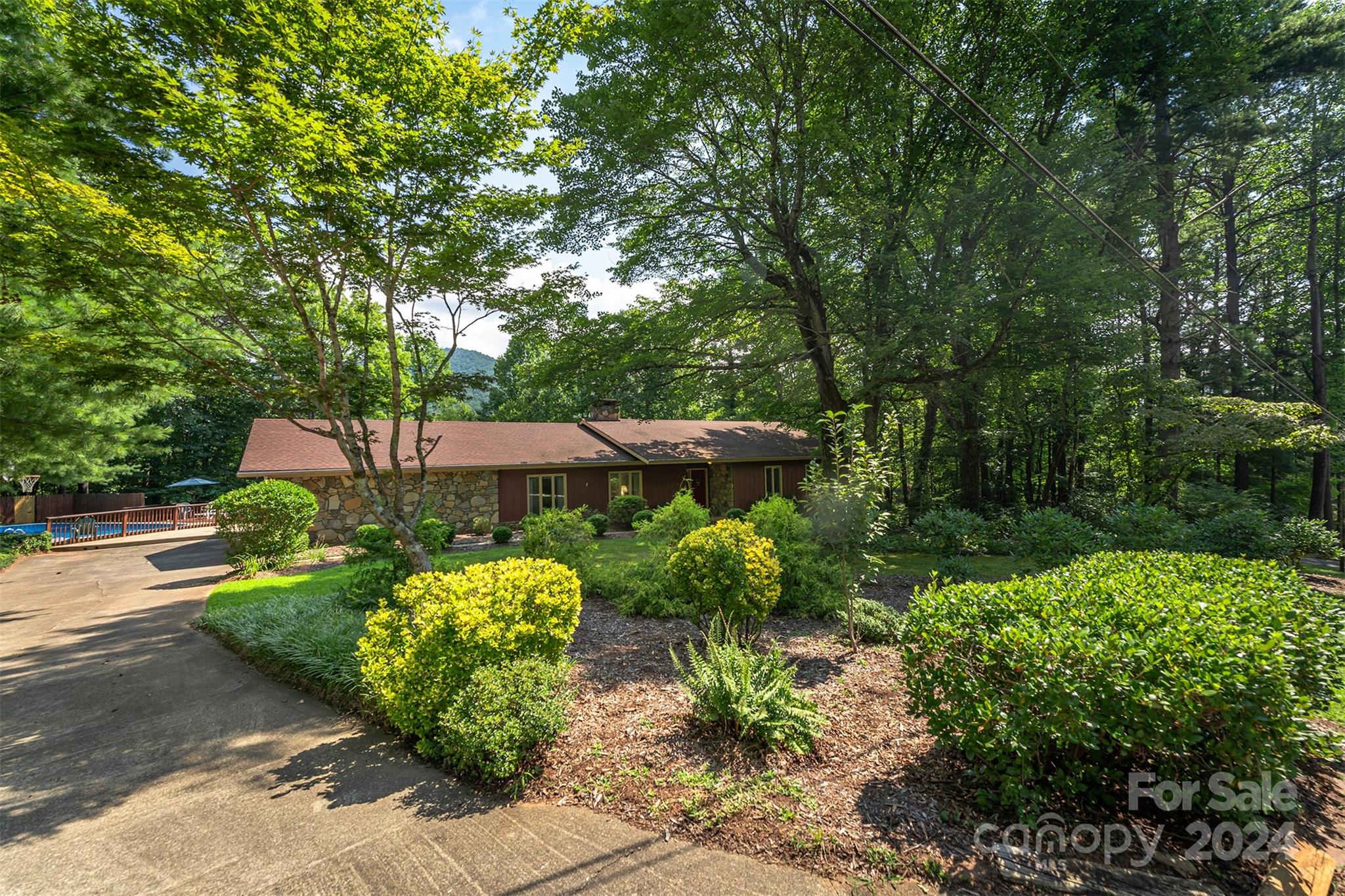 112 Richard Lane Black Mountain NC 28711