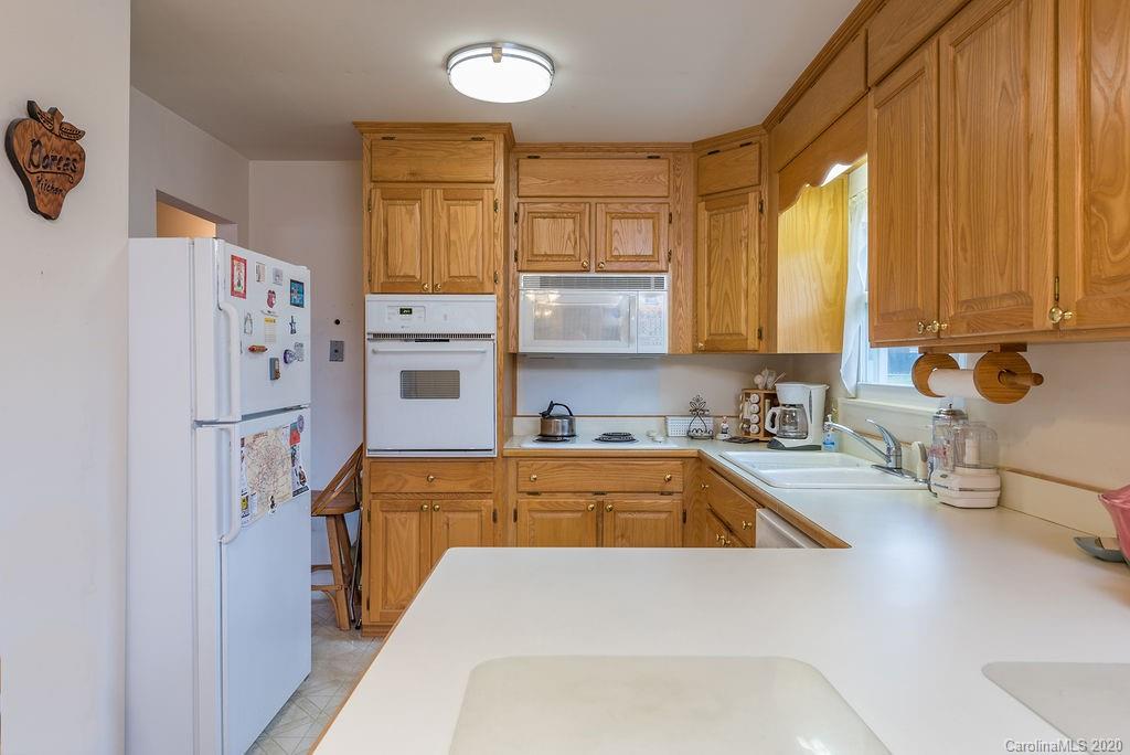 205 Rowland Road Swannanoa NC 28778
