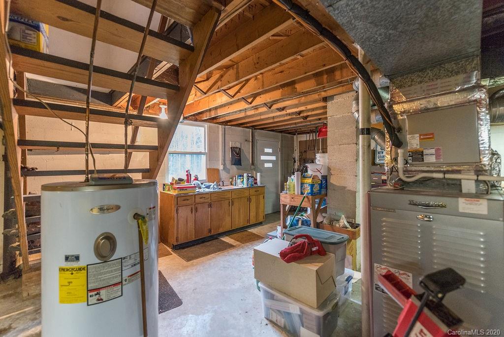 205 Rowland Road Swannanoa NC 28778