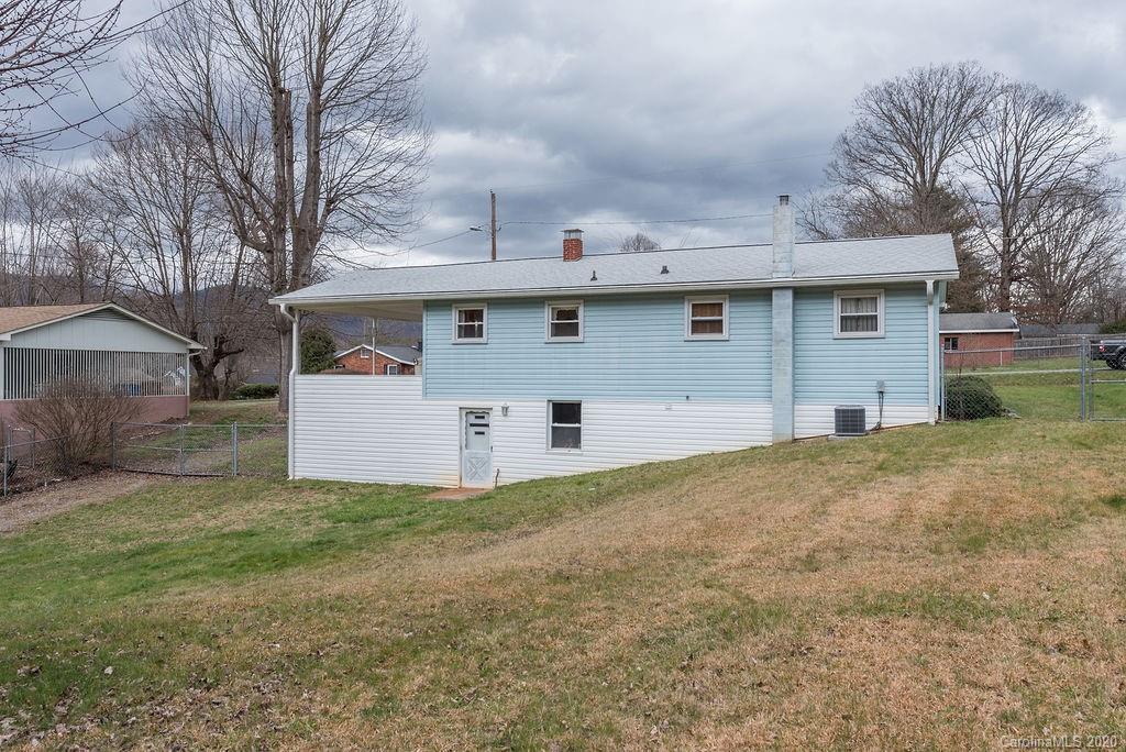 205 Rowland Road Swannanoa NC 28778