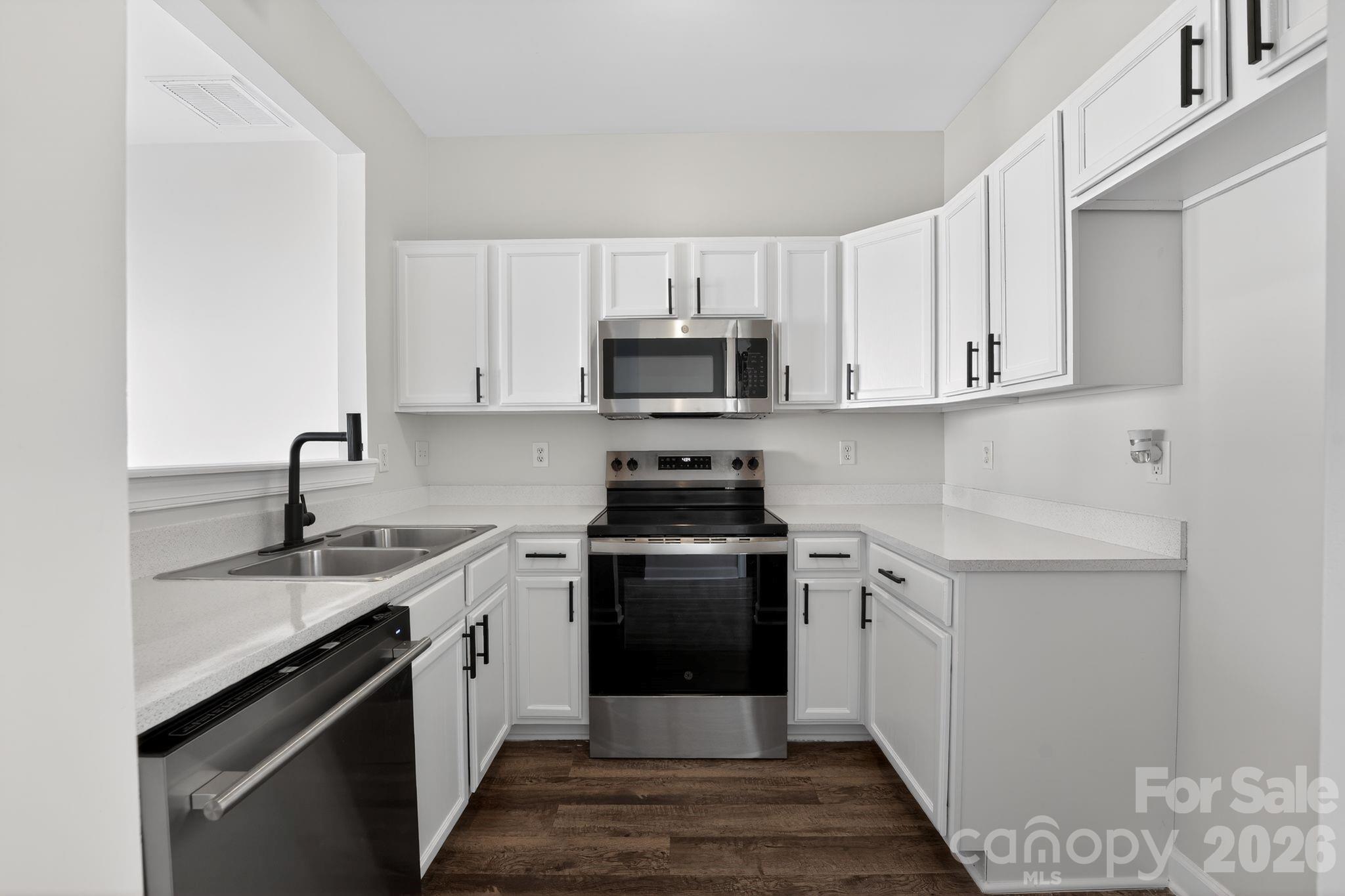 2838 Avalon Loop Road Charlotte NC 28269