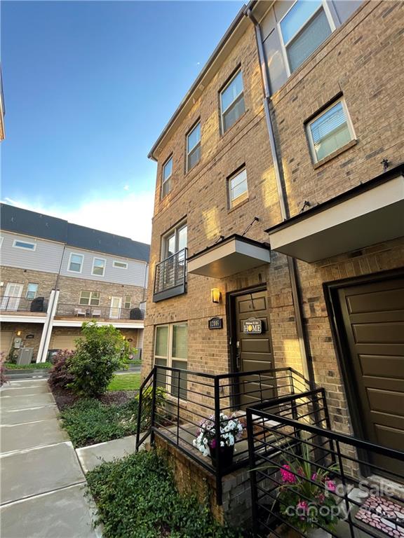12006 Brooklyn Avenue Charlotte NC 28204