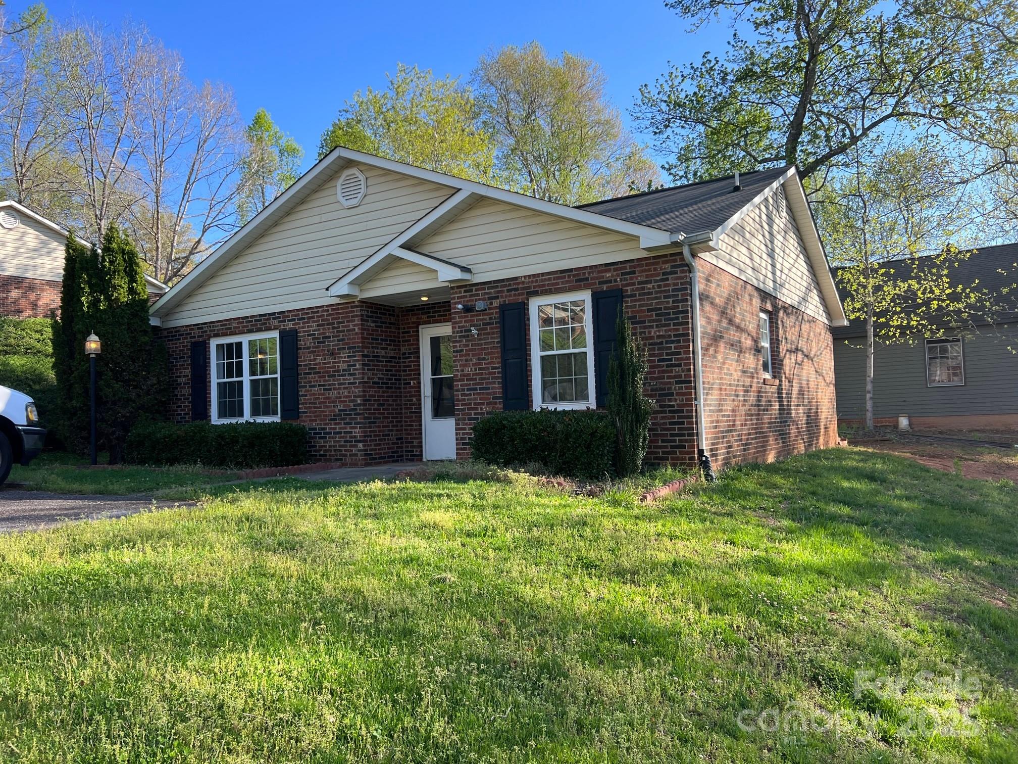 256 Park Place Morganton NC 28655