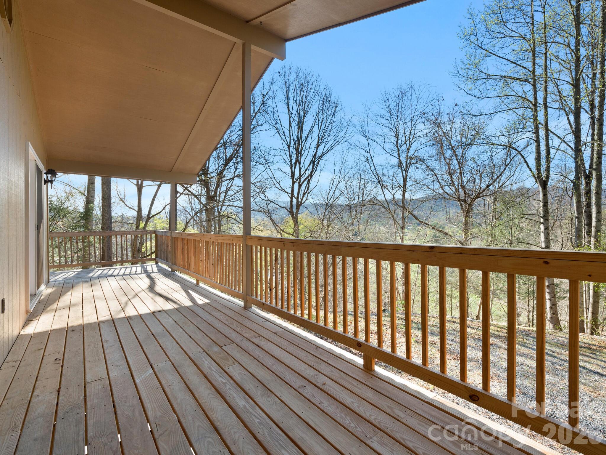 331 River Ridge Drive Burnsville NC 28714
