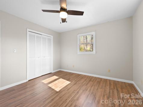 331 River Ridge Drive Burnsville NC 28714