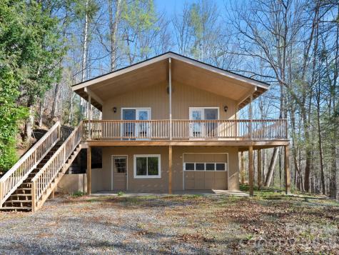 331 River Ridge Drive Burnsville NC 28714