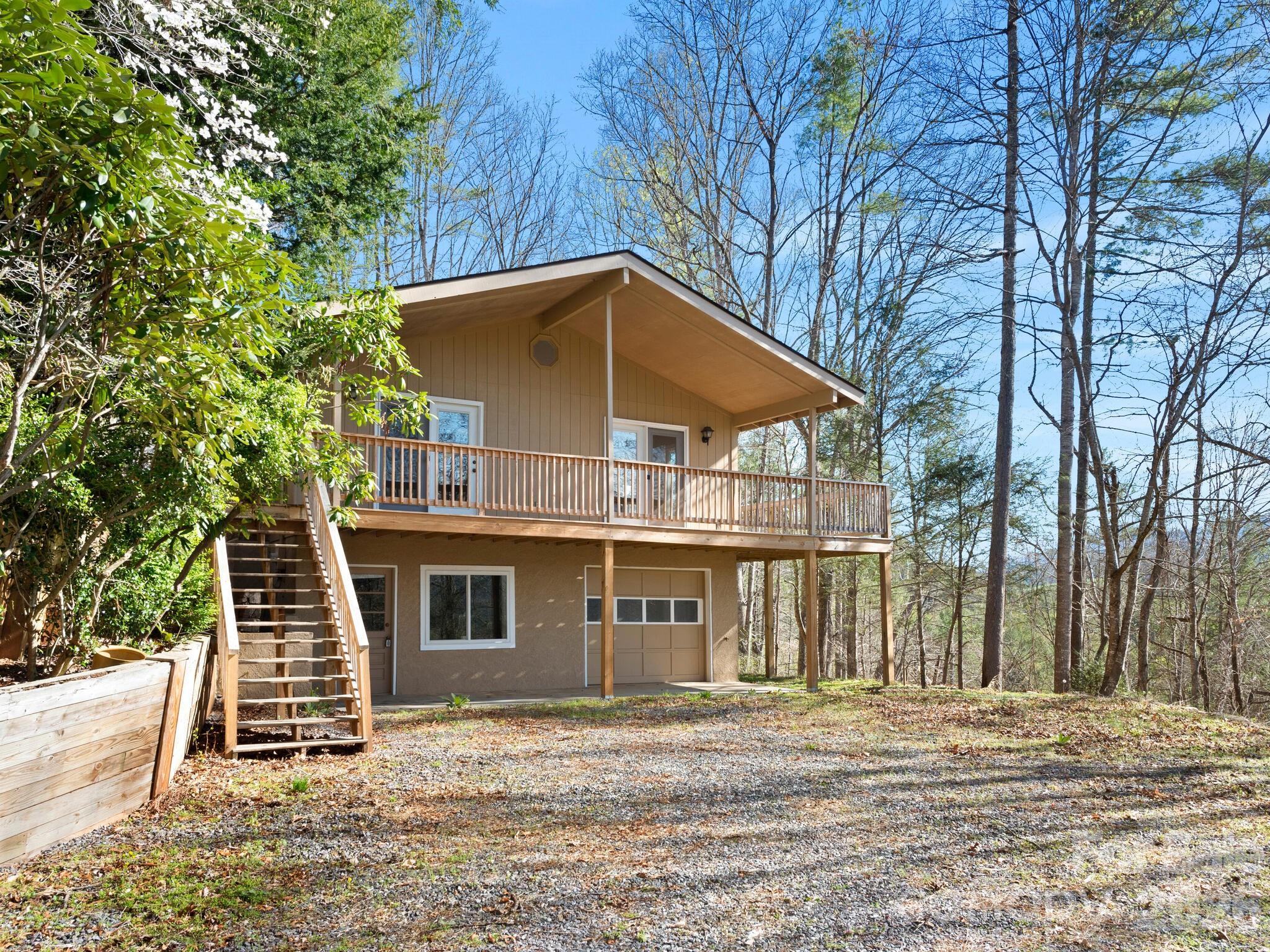 331 River Ridge Drive Burnsville NC 28714