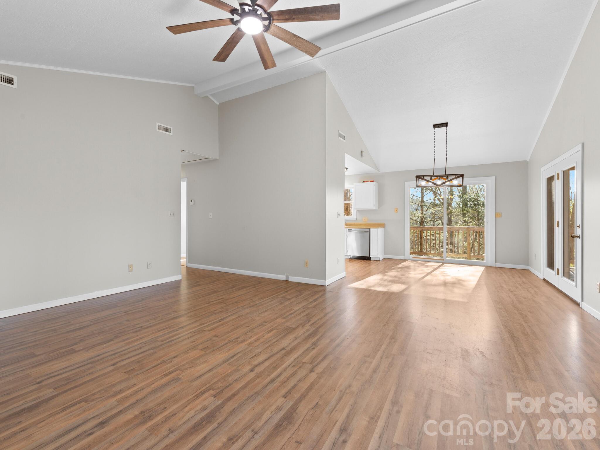 331 River Ridge Drive Burnsville NC 28714