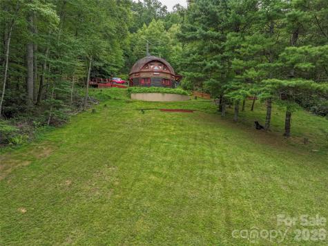 60 Persimmons Lane Burnsville NC 28714