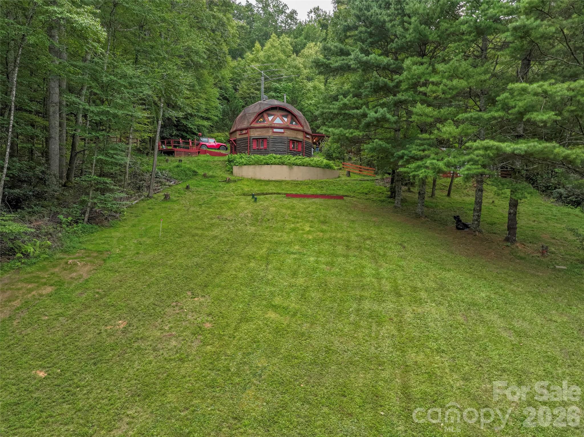 60 Persimmons Lane Burnsville NC 28714