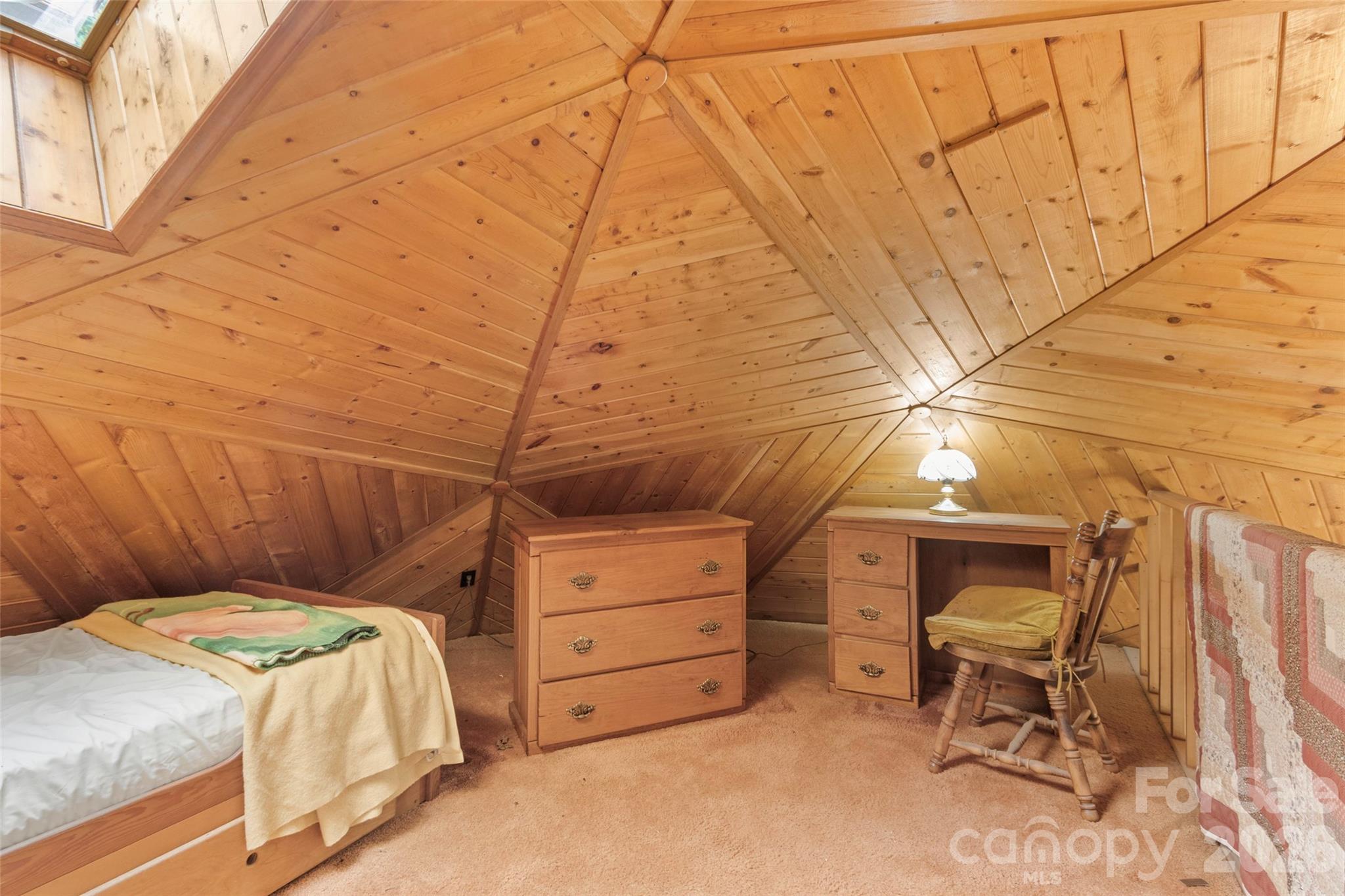 60 Persimmons Lane Burnsville NC 28714