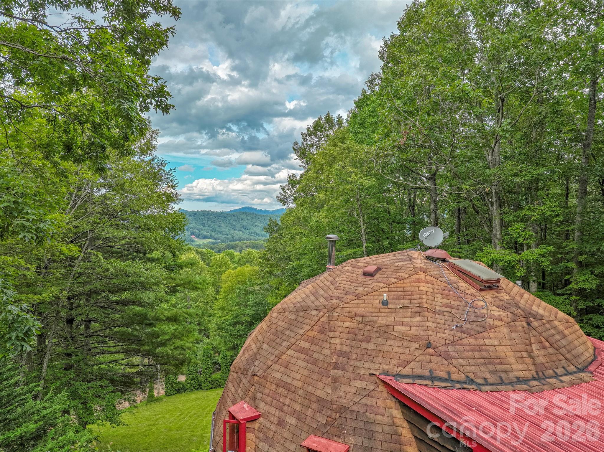 60 Persimmons Lane Burnsville NC 28714