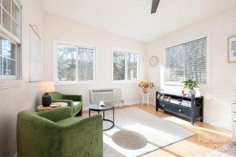 123 Forest Lake Drive Asheville NC 28803