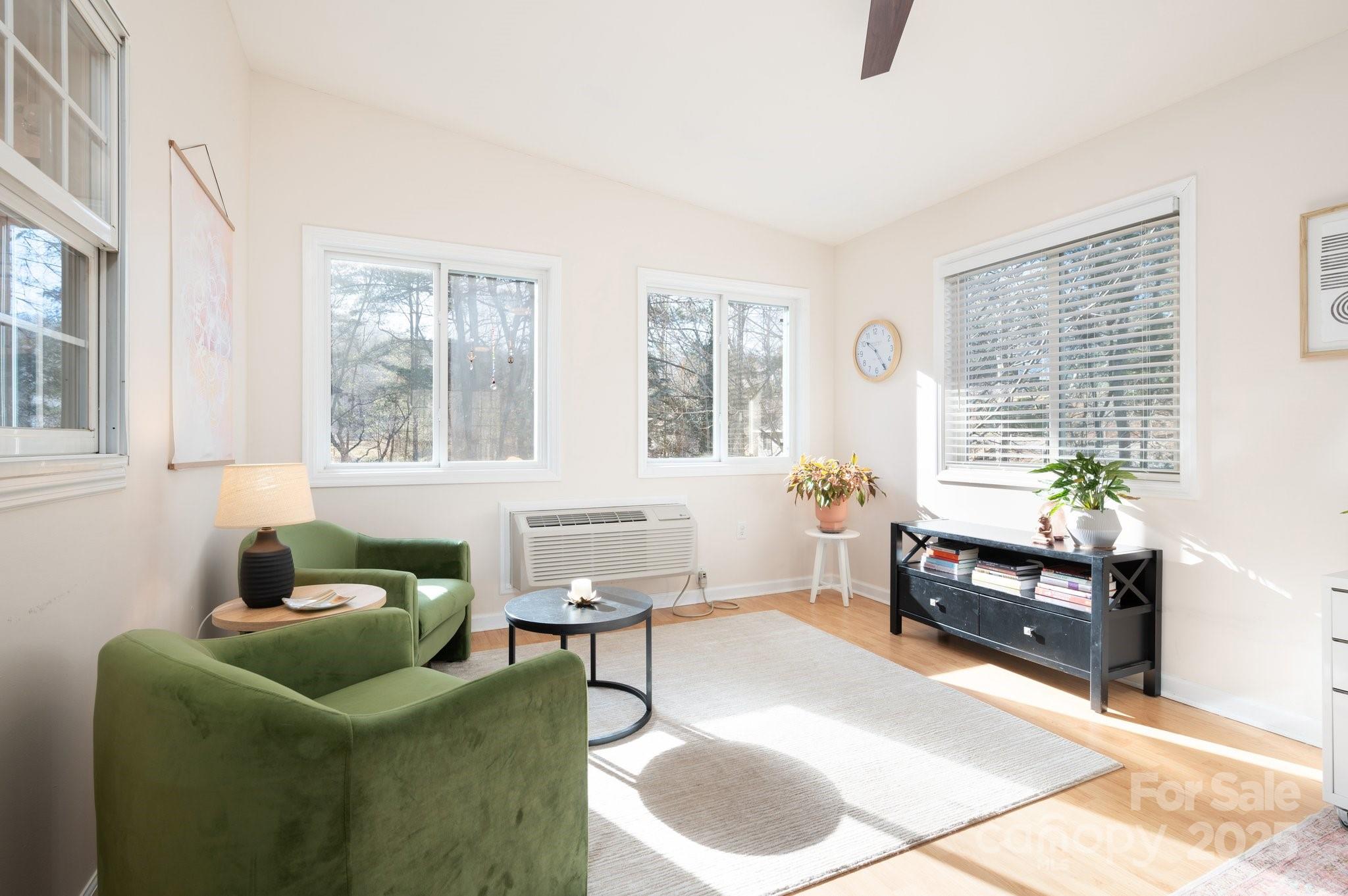 123 Forest Lake Drive Asheville NC 28803