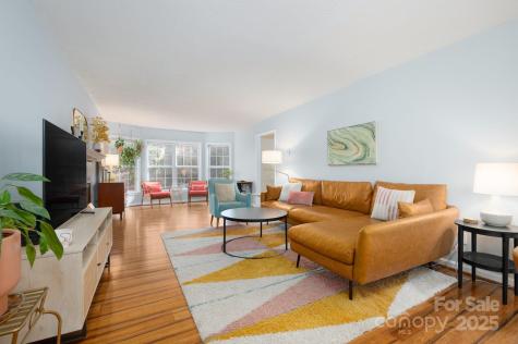 123 Forest Lake Drive Asheville NC 28803