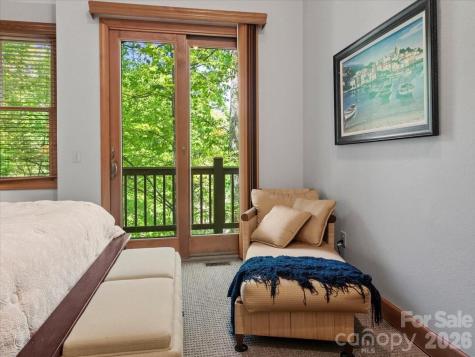 15 Ivy Point Lane Burnsville NC 28714