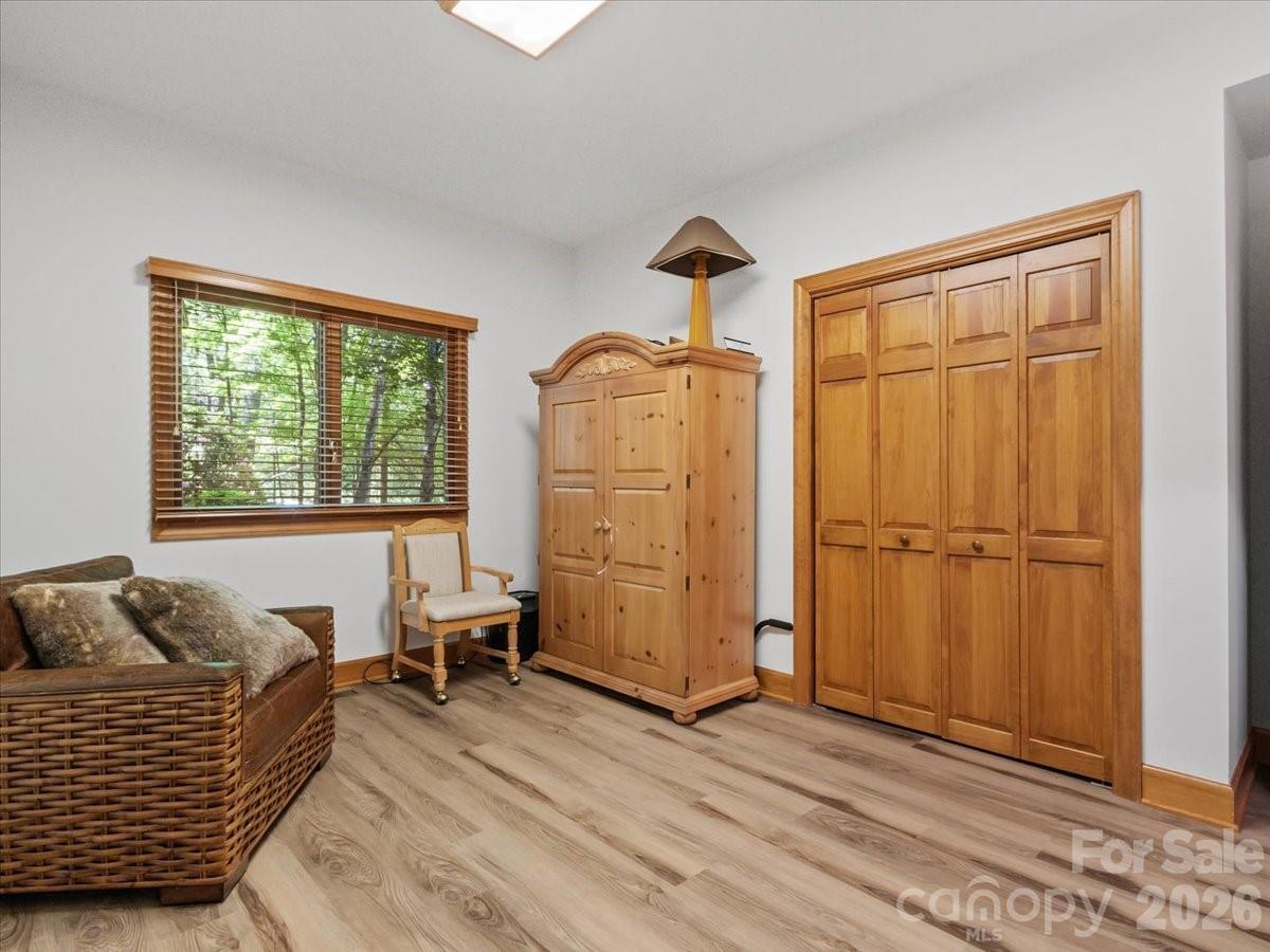 15 Ivy Point Lane Burnsville NC 28714