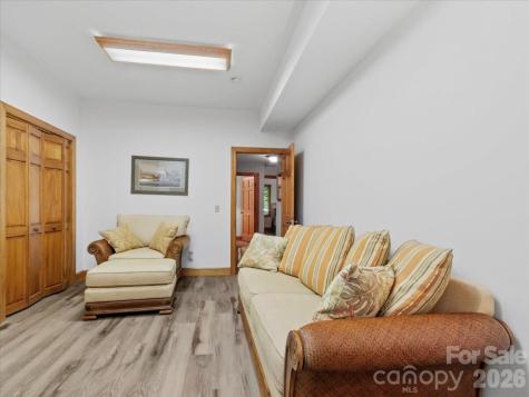 15 Ivy Point Lane Burnsville NC 28714