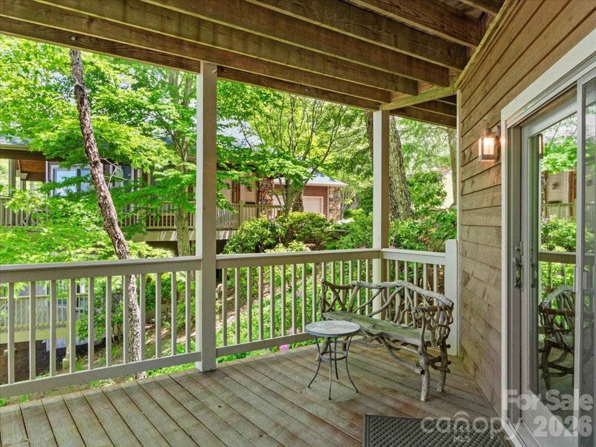 15 Ivy Point Lane Burnsville NC 28714