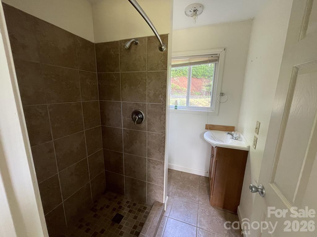 930 Copperhead Cove Sylva NC 28779