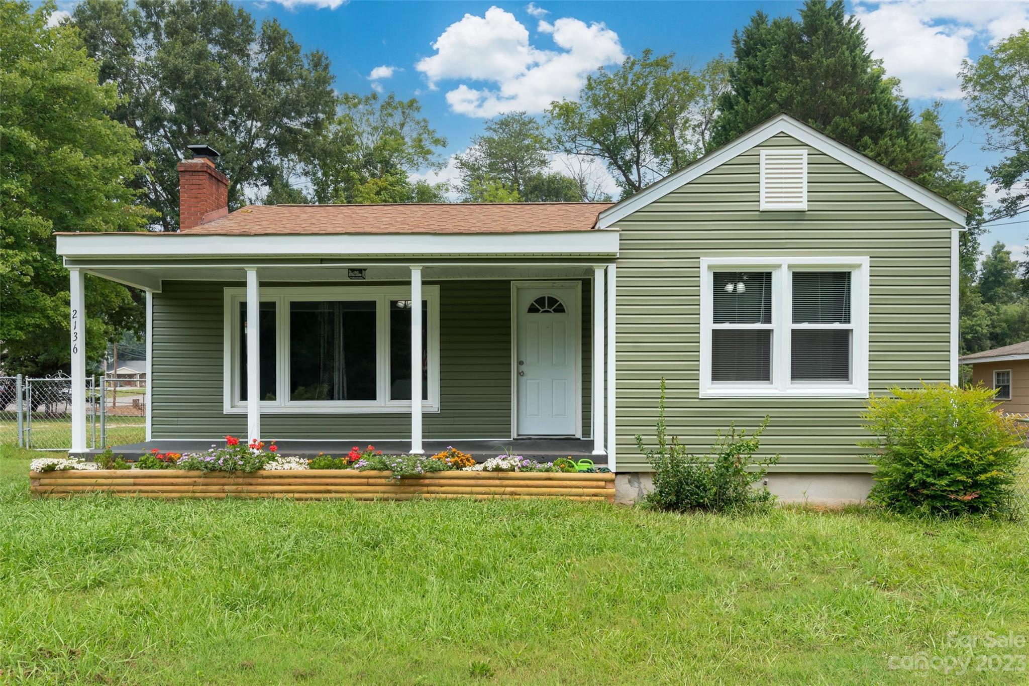 2136 W 6th Avenue Gastonia NC 28052