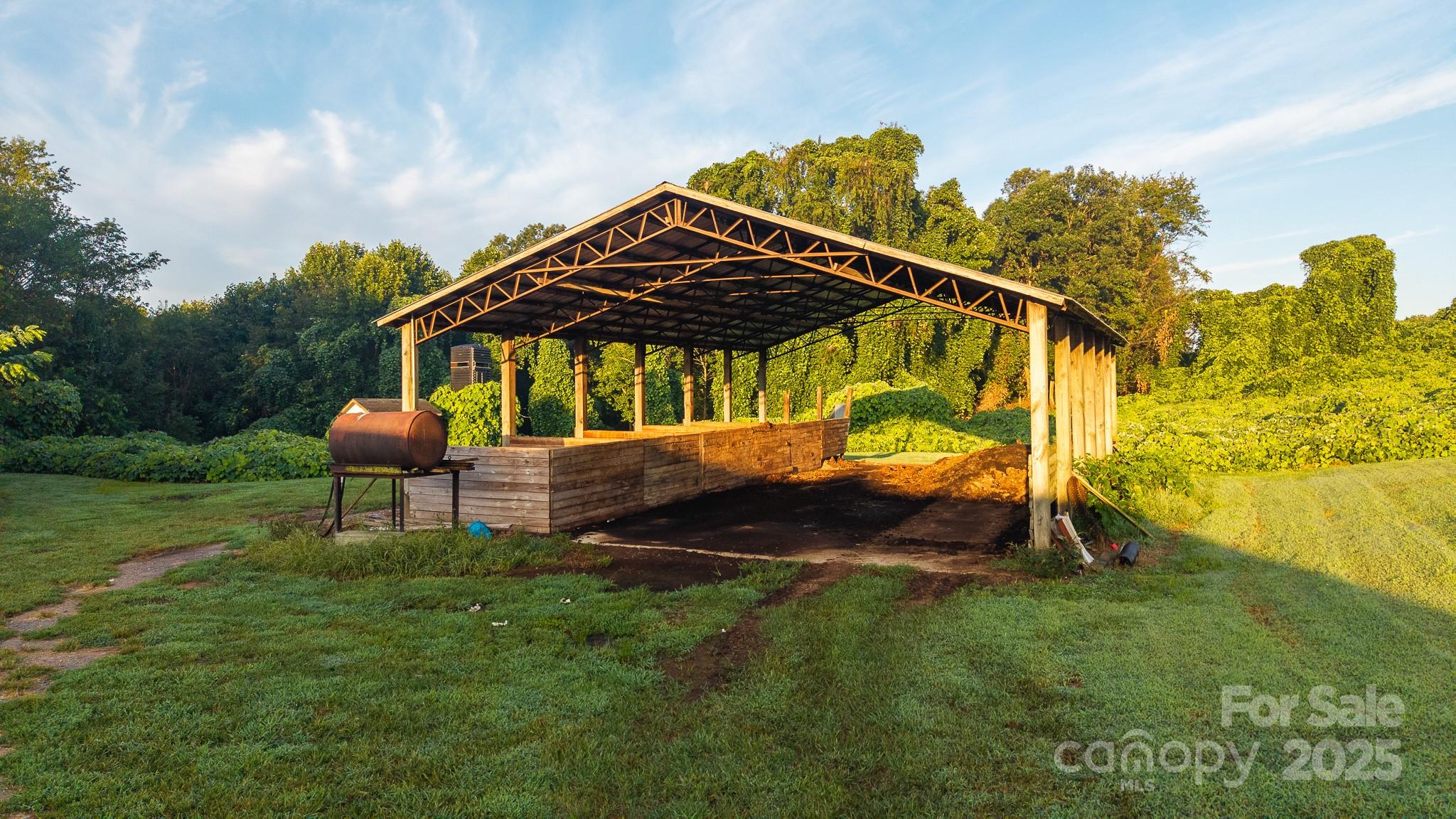 167 Buck Hollow Trail Ararat NC 27007