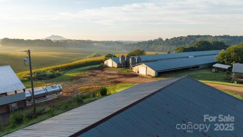 167 Buck Hollow Trail Ararat NC 27007