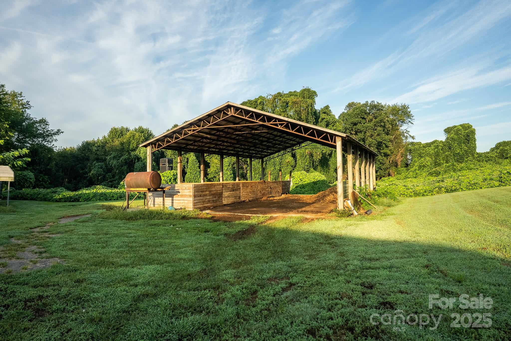 167 Buck Hollow Trail Ararat NC 27007