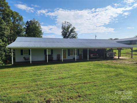 167 Buck Hollow Trail Ararat NC 27007