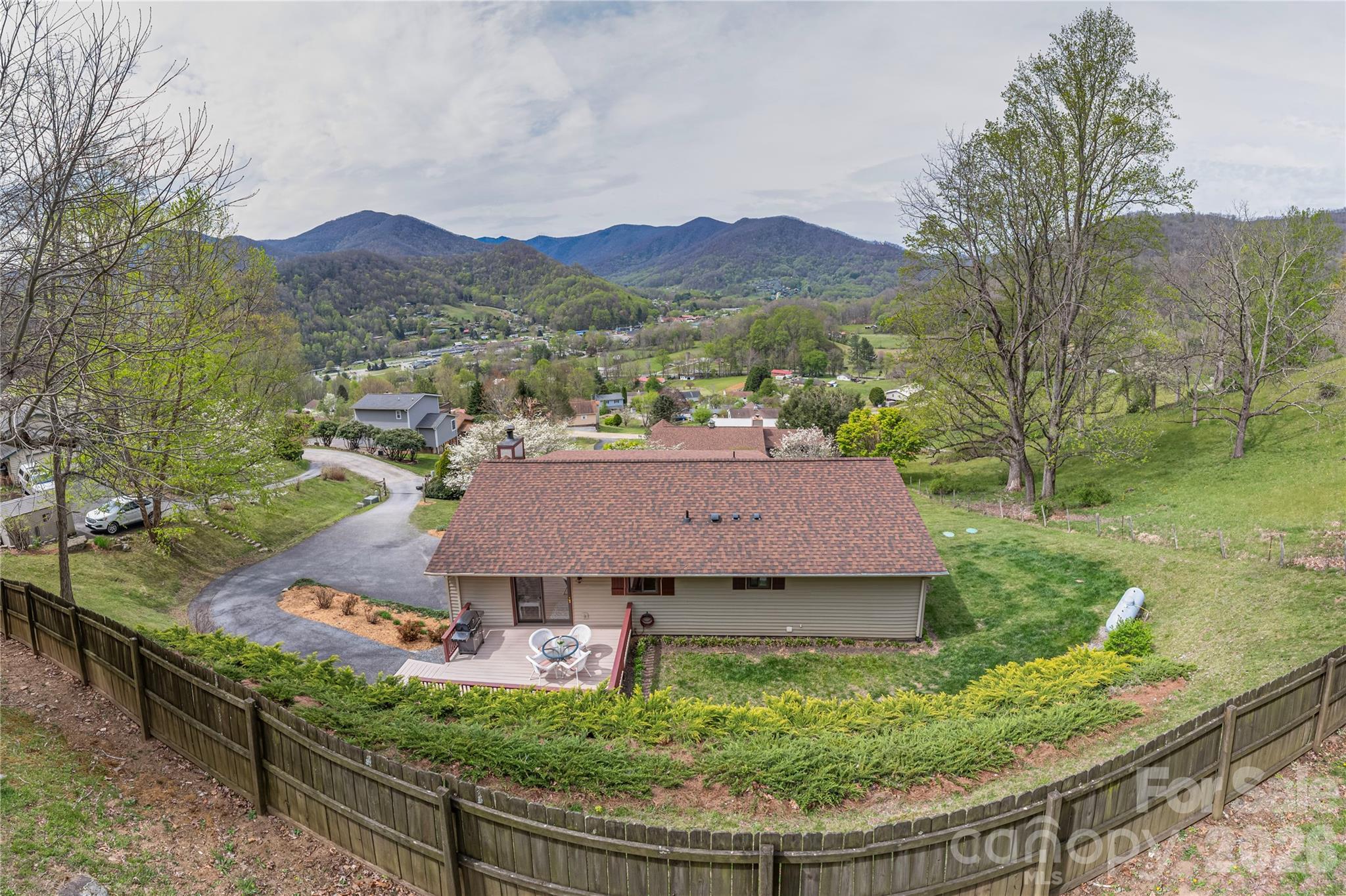 134 Hillside Drive Maggie Valley NC 28751