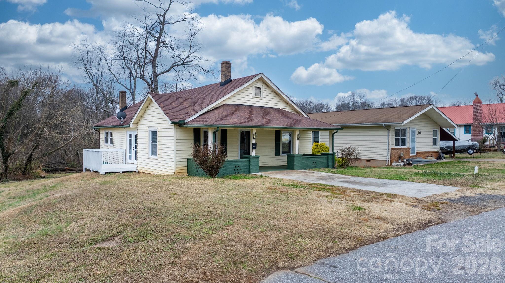 626 W Concord Street Morganton NC 28655