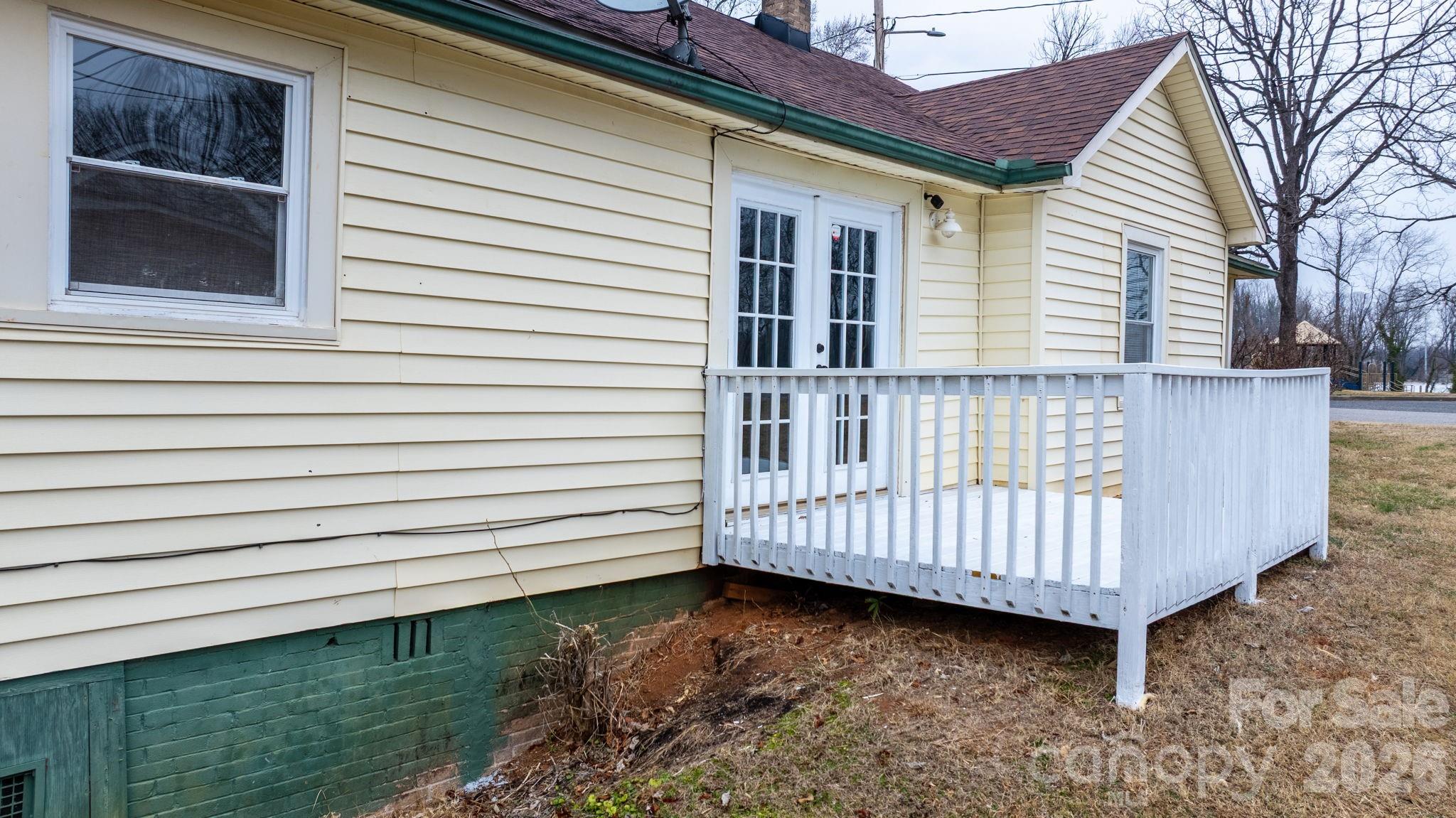 626 W Concord Street Morganton NC 28655
