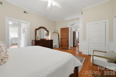 8 Vance Street Lexington NC 27292