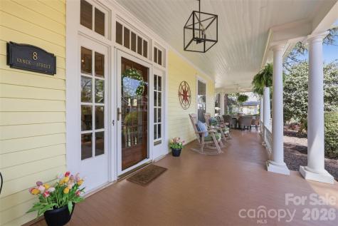 8 Vance Street Lexington NC 27292