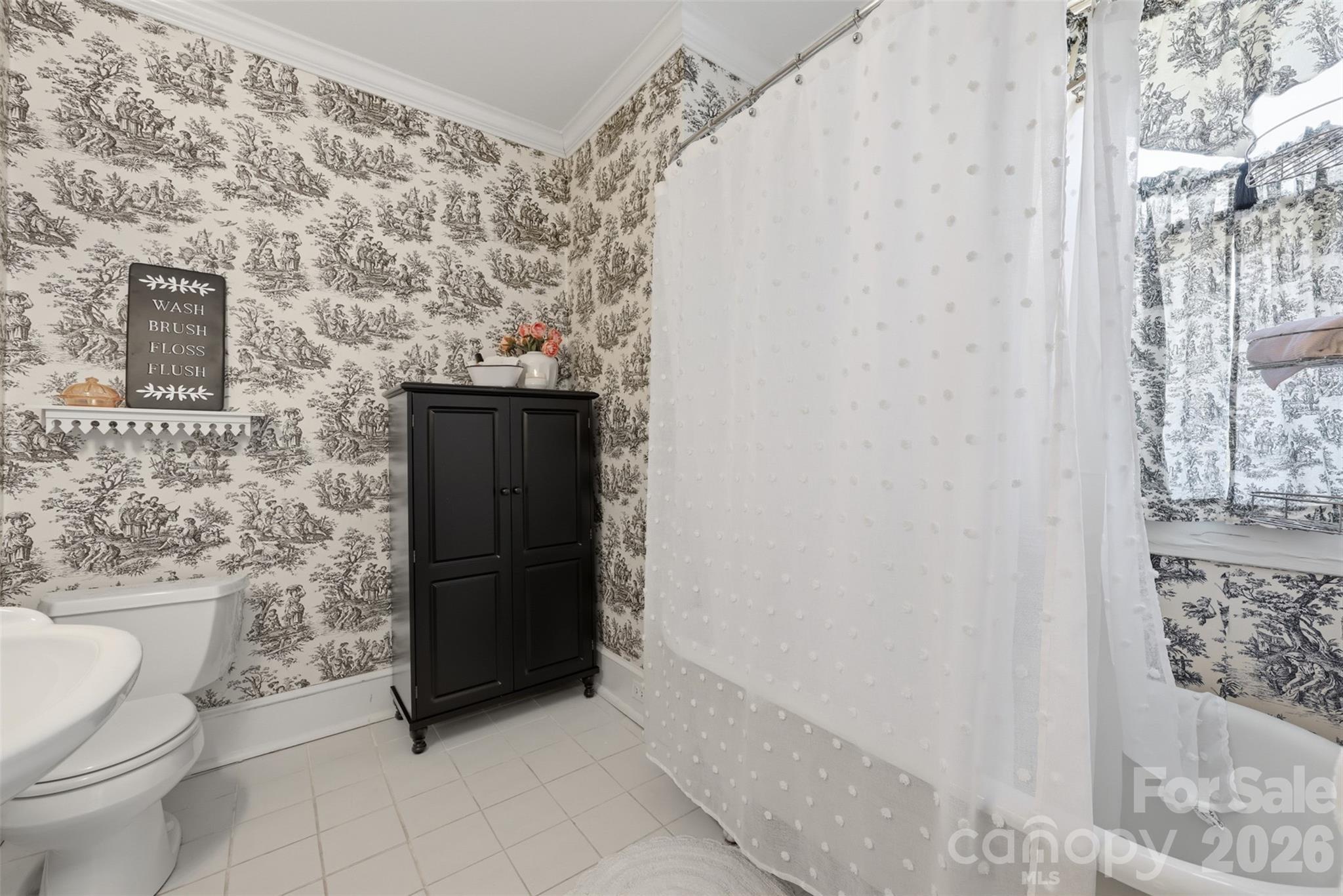 8 Vance Street Lexington NC 27292