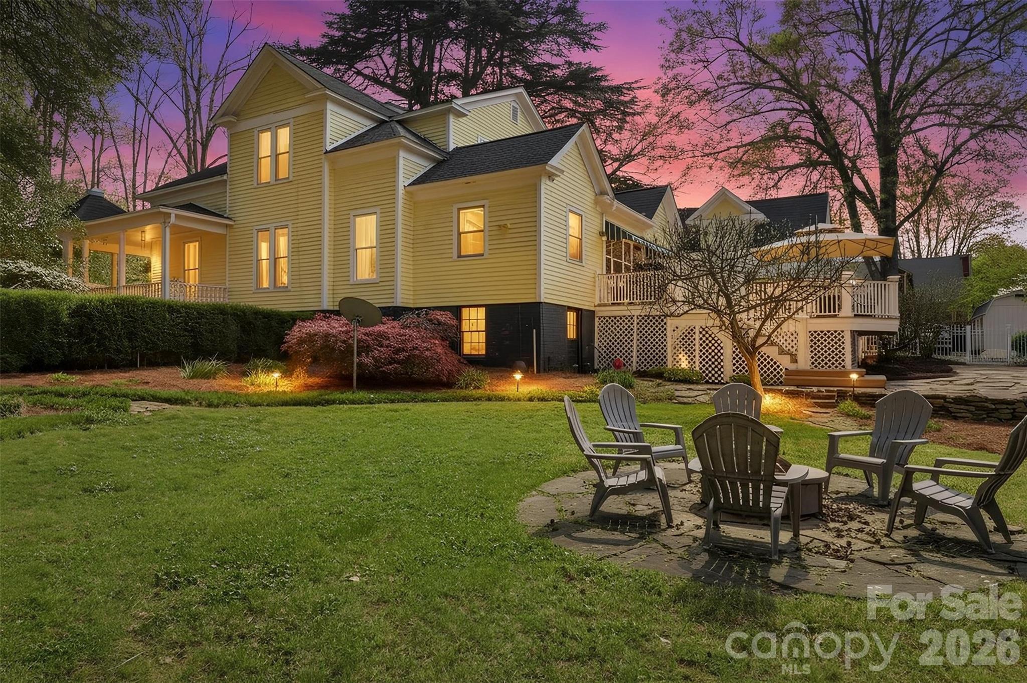 8 Vance Street Lexington NC 27292