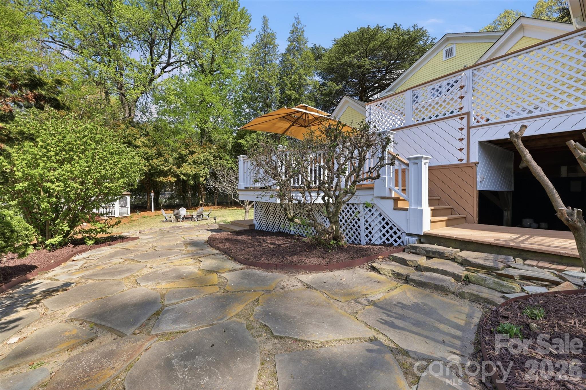 8 Vance Street Lexington NC 27292